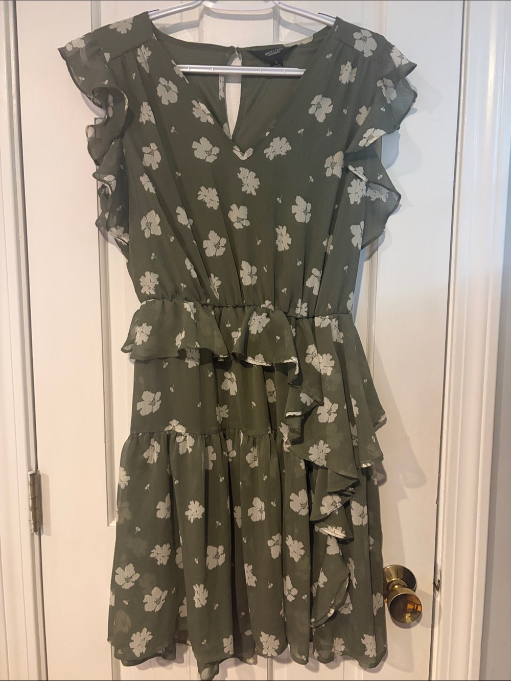 Simply Vera Vera Wang Olive Green and White Floral Ruffle Mini Dress Size Small